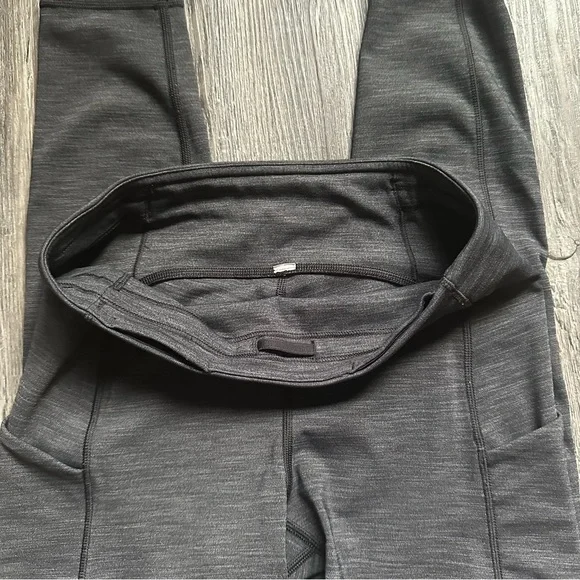 Lululemon Speed Up Tight *Full-On Luxtreme Brushed 28" Sz 4 - Picture 4 of 9